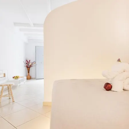 Secret Earth - Santorini Villa