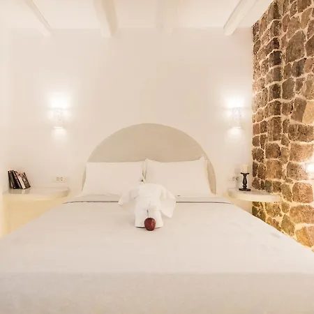 Secret Earth - Santorini