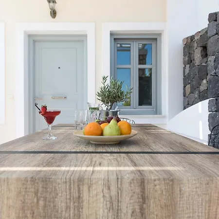 Secret Earth - Santorini Villa *