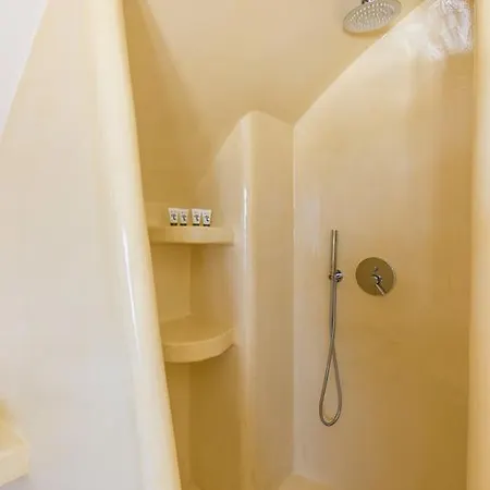 Secret Earth - Santorini Villa *