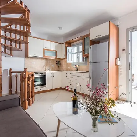 Secret Earth - Santorini *