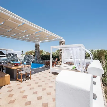 Secret Earth - Santorini * Kamári