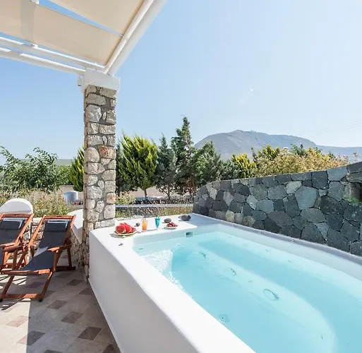 Secret Earth - Santorini Willa *