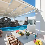 Secret Earth - Santorini * Kamári