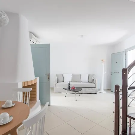 Secret Earth - Santorini Willa Kamári