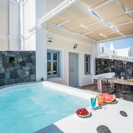 Secret Earth - Santorini * Kamári