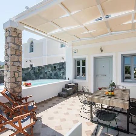 Secret Earth - Santorini Kamári