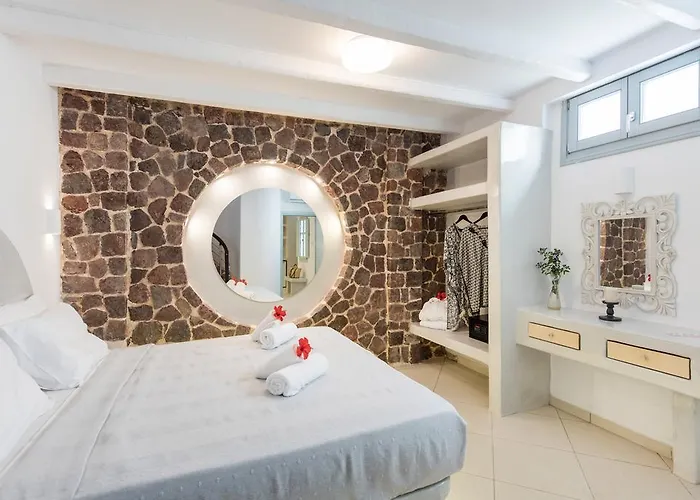 Secret Earth - Santorini *