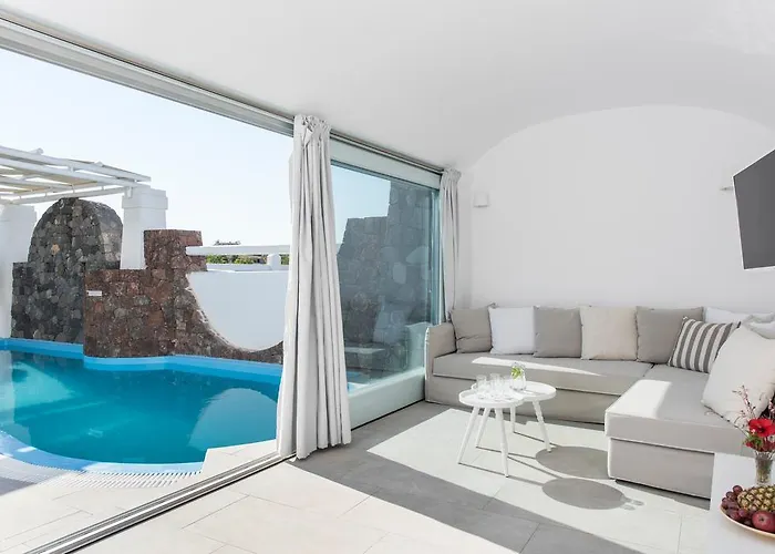 Secret Earth - Santorini Vila Kamári