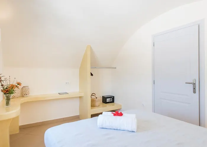 Vila Secret Earth - Santorini