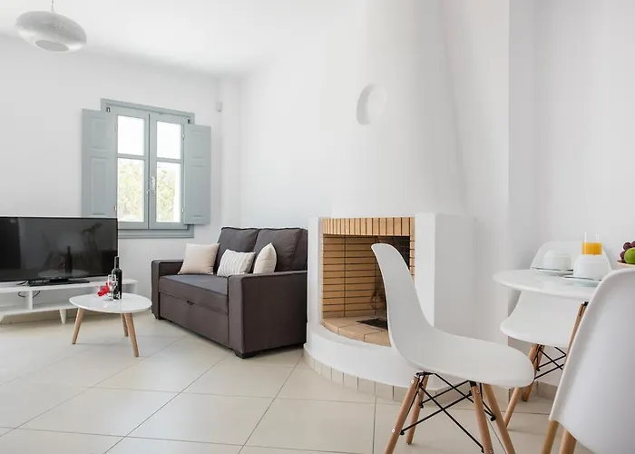 Secret Earth - Santorini Kamári