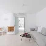 Vila Secret Earth - Santorini
