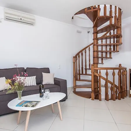 Secret Earth - Santorini