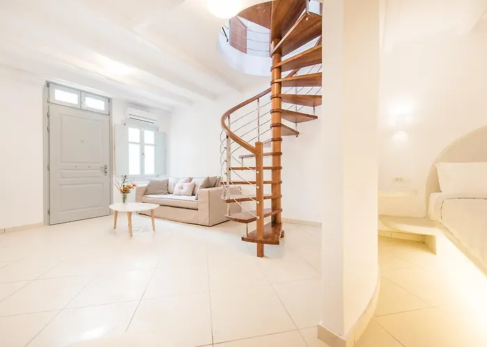 Secret Earth - Santorini * Камари