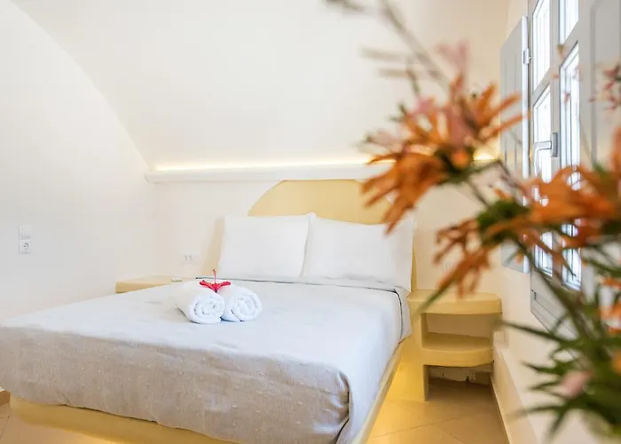 Secret Earth - Santorini Villa *