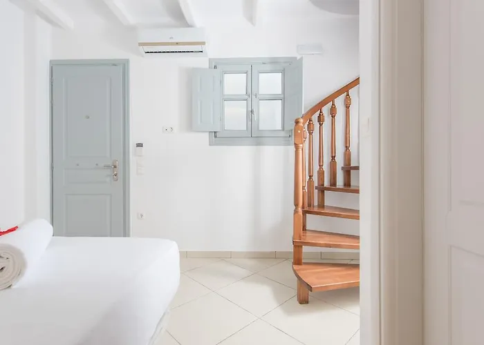 Secret Earth - Santorini *