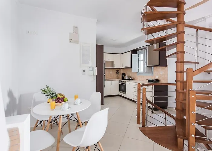 Secret Earth - Santorini *